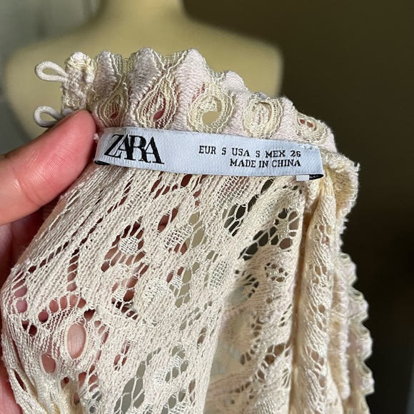 Zara lace l/s blouse - Picture 7 of 7